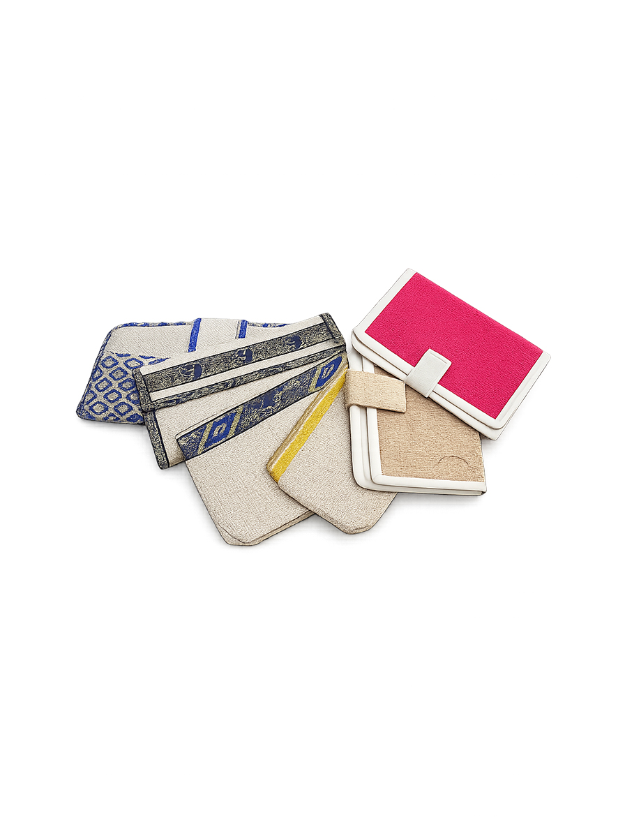 JUTE POUCHES